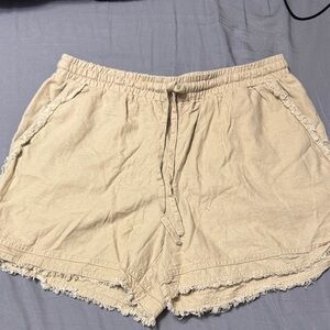 Cato High Waist Beige Women's Shorts